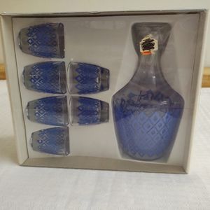 Decanter and shot glass set; Liquer Service Verrerie Cristallerie D'Arques, Fran